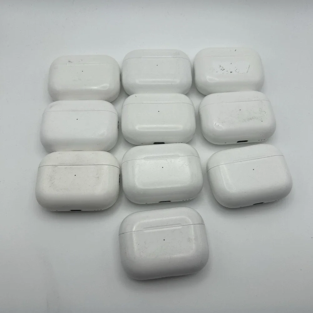 LOT OF 10 - Apple Airpods Pro 2nd Gen Wireless Charging Case - A2969